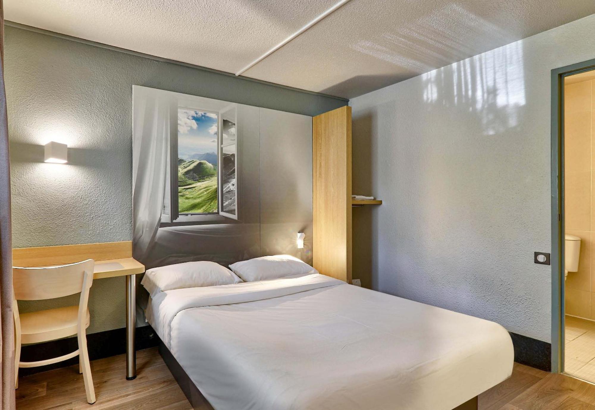 B&B Hotel Clermont-Ferrand Le Brezet Aeroport エクステリア 写真